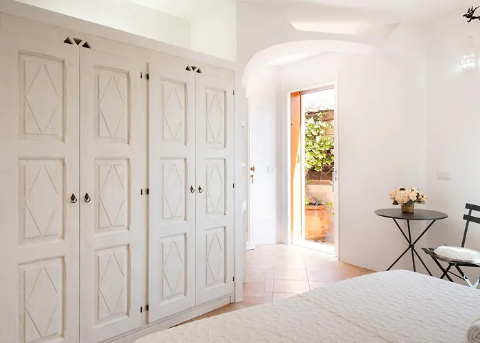 Cala Di Volpe Vista Mare E Piscina Nyaraló Abbiadori