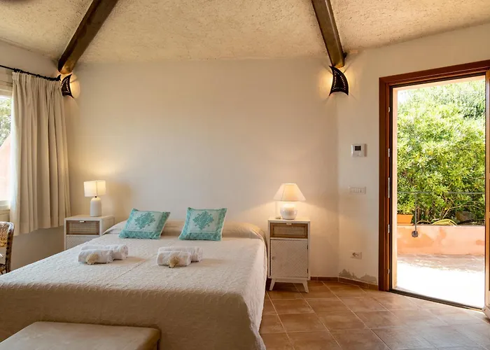 Cala Di Volpe Vista Mare E Piscina Nyaraló Abbiadori