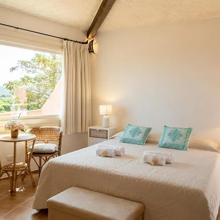 Cala Di Volpe Vista Mare E Piscina Vakantiehuis Abbiadori