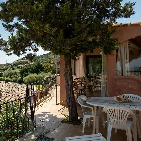 Cala Di Volpe Vista Mare E Piscina Nyaraló