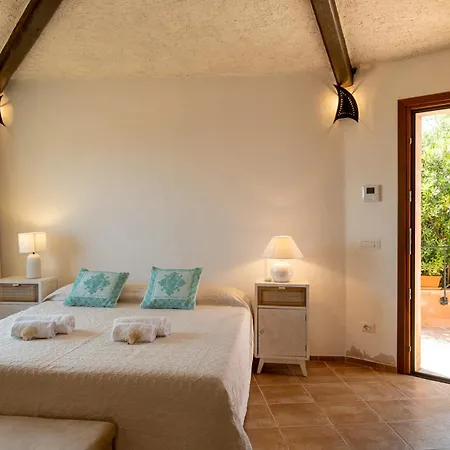 Cala Di Volpe Vista Mare E Piscina Vakantiehuis Abbiadori