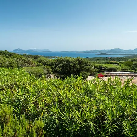 Cala Di Volpe Vista Mare E Piscina Vakantiehuis *