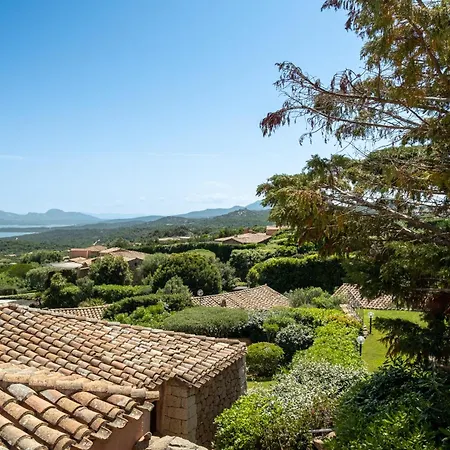 Cala Di Volpe Vista Mare E Piscina Vakantiehuis *