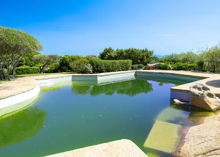 Cala Di Volpe Vista Mare E Piscina